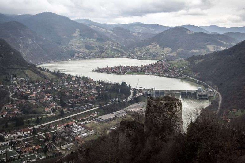 Zvornik, NarkoGrad - Životinjska farma sa torturom nad ljudima: Narko veze i dileri pod zaštitom policije i politike