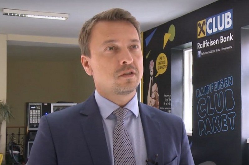 Uhapšen bivši direktor Raiffeisen banke u BiH