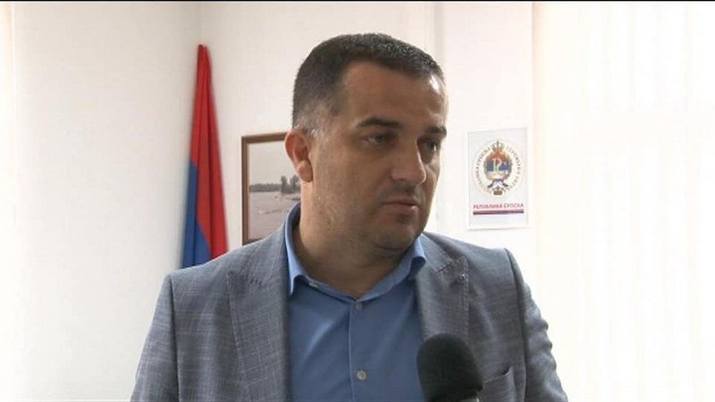 Direktor u -Elektrokrajini- preuzeo milionski projekat od stranačkih partnera