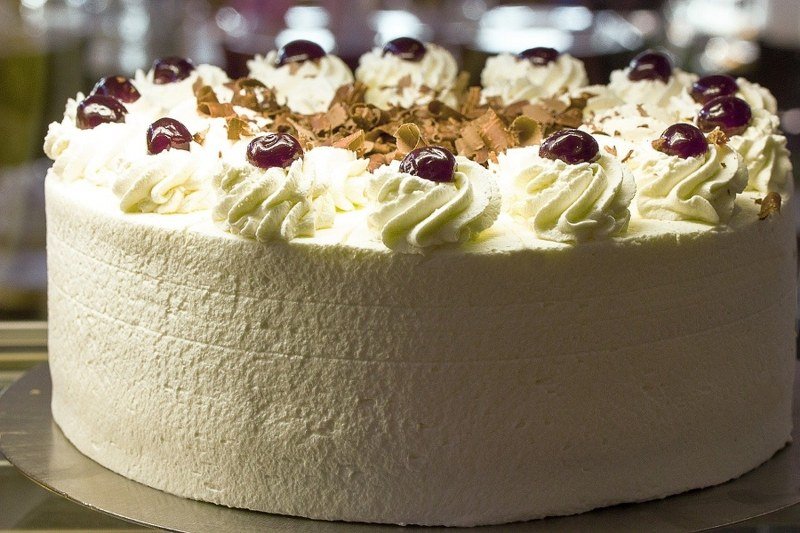 Vrhovnom sudu RS prisjela torta Ziraat banke