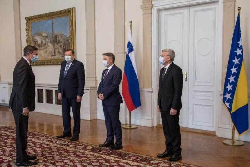 Borut Pahor: Pitao sam ih -da li mogu mirno da se raziđu?-