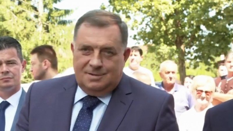 Dodik konačno progovorio o navodnoj tuči sa ministrom unutrašnjih poslova: Zar mislite da bi Lukač ostao ministar...(Video)