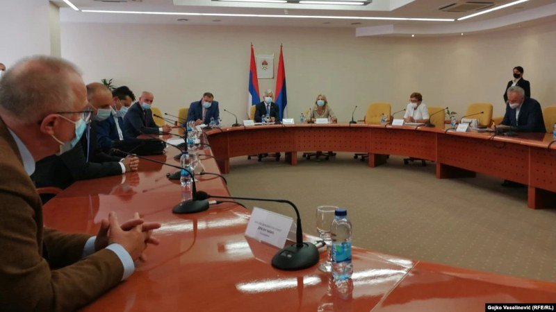 Sve su uništili, znaju da će zbog toga izgubiti izbore i Koncetraciona vlada je za njih poslednja -slamka spasa- (Video)