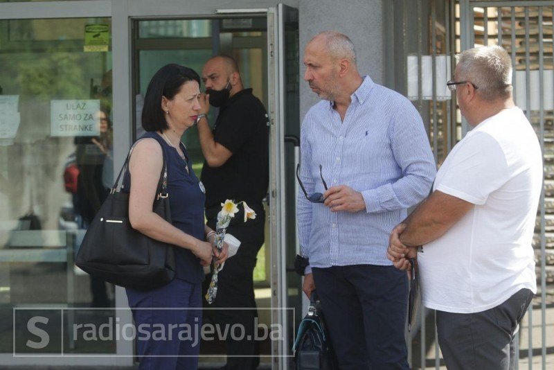 Majka Davida Dragičevića stigla u Tužilaštvo BiH: Očekujem hapšenja - Naš amanet (Foto/Video)