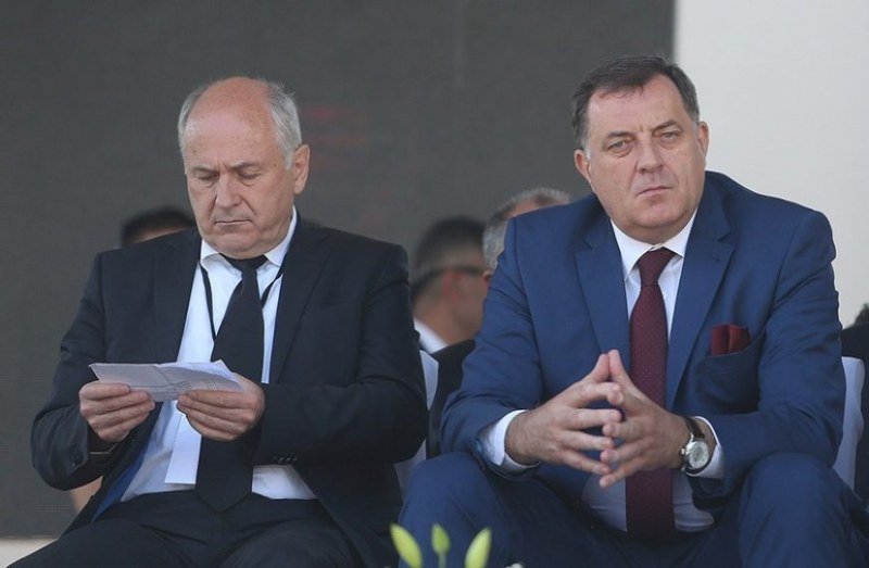 Nebojša Vukanović: Poslednji -pas- Valentina Incka, -nabacivanje- i spašavanje Dodika i Bakira (Foto/Video)