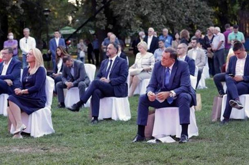 Posle kraha peticije SNSD na Manjači pokušava pronaći spas: Eksluzivno - koji su im planovi!? (Foto/Dok.)