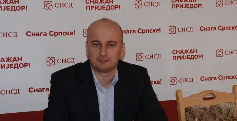 Nakon TV intervjua SNSD aktivistkinje Ane Jež Prijedor na nogama: Saša Bursać u bjekstvu!? (Foto)