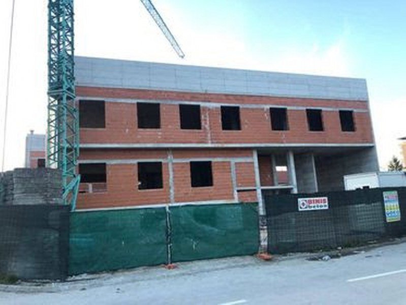 Imate pravo samo jednom da pogađate: Čija je ovo vila 2.040 m2 u izgradnji uz banjalučki park -Mladen Stojanović-?