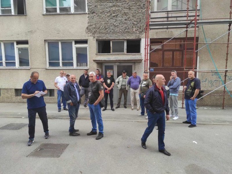 Zaposleni u institucijama Srpske posebno u pravosuđu i policiji su smrtni neprijatelji sirotinje (Foto/Video)