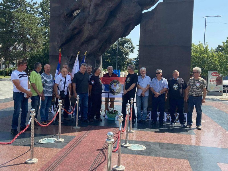 Udruženje Veterani odbrambeno otadžbinskog rata Republike Srpske obilježilo Vidovdan i u Bijeljini (Foto)