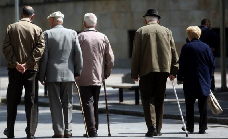Najniže penzije su u -boljem- entitetu za 60.000 penzionera 242 a u FBiH za 196.000 penzionera 410 KM