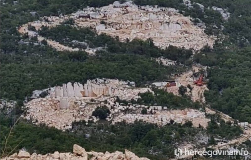 Jeftino izvozimo domaći, skupo uvozimo strani kamen - Livanjski kamen ilegalno kopan za kinesku firmu iz Hrvatske