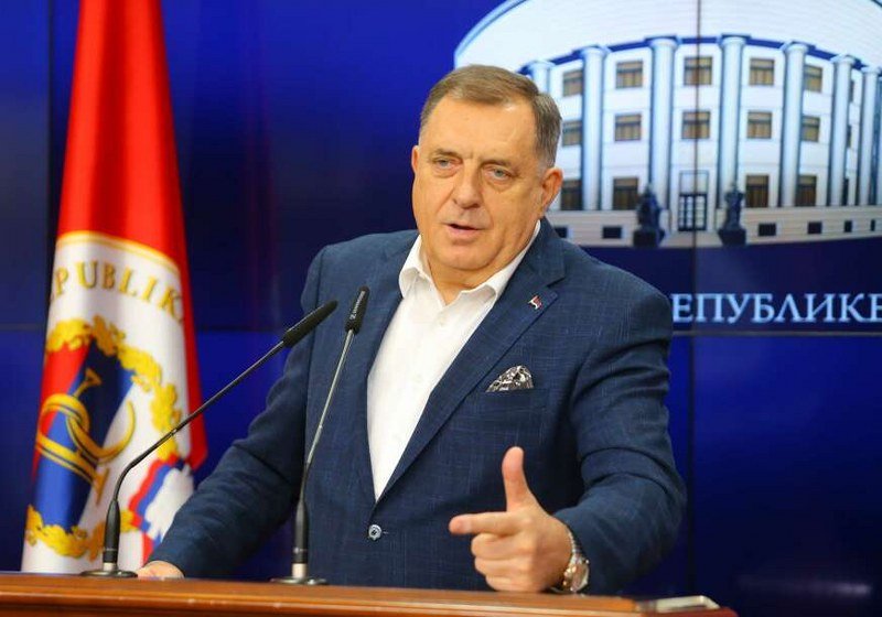 Dodikova i dvoličnost institucija Republike Srpske: Mi bi malo da se bunimo, ali ne bi skroz (Foto)