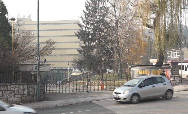 Zatirači naroda: Kako je gašenjem fabrike u Sarajevu potpuno nestala duvanska industrija u BiH (Video)