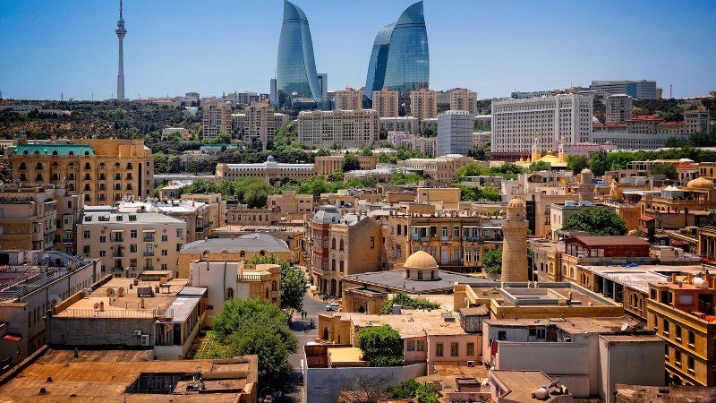 Azerbejdžan: Dozvoljena upotreba vatrenog oružja u slučajevima nužne odbrane, krajnje nužde, hvatanja..