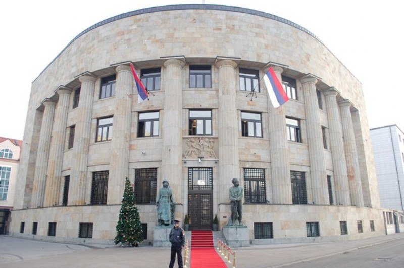 Svi služe gospodara: Institucije kao da ne postoje, jedan čovjek upravlja svim sferama društva i života (Video)
