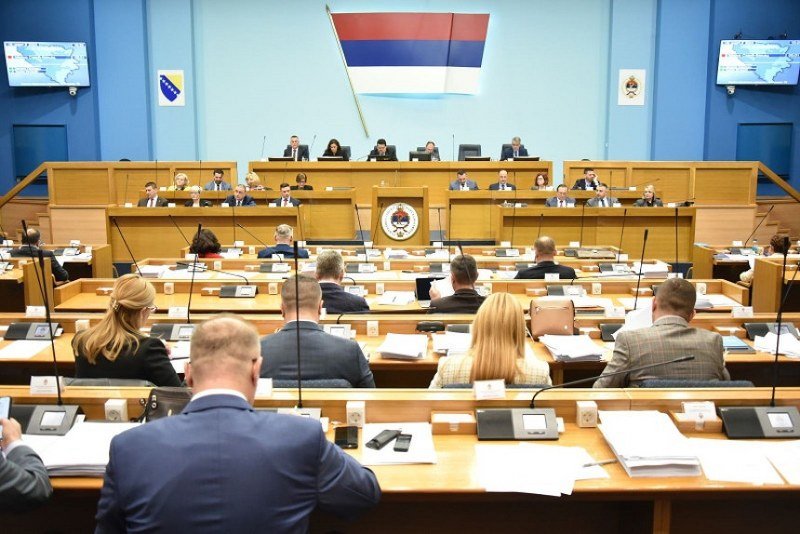 Vlast Srpske usvaja Izborni zakon, ali i Zakon o imunitetu, kojim funkcioneri ne mogu odgovarati? (Video)