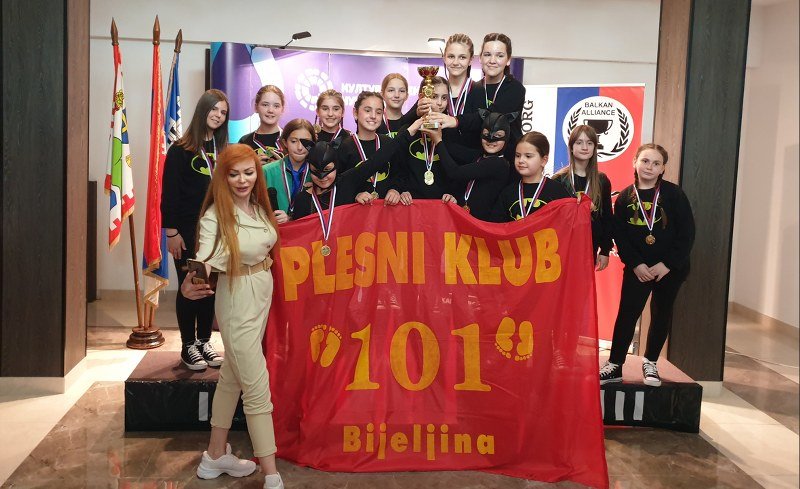 Započinje serija koncerata Plesnog kluba -101- u povodu jubileja 40 godina postojanja Kluba (Foto/Video)