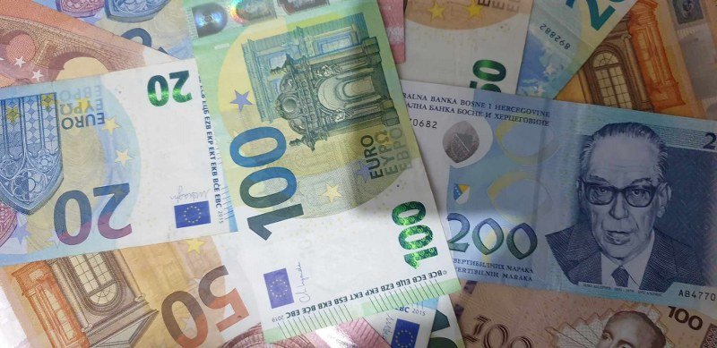 Ej, moj narode! Vlast Republike Srpske vapi za novcem: Uzima od bilo koga, pod bilo kojim uslovima