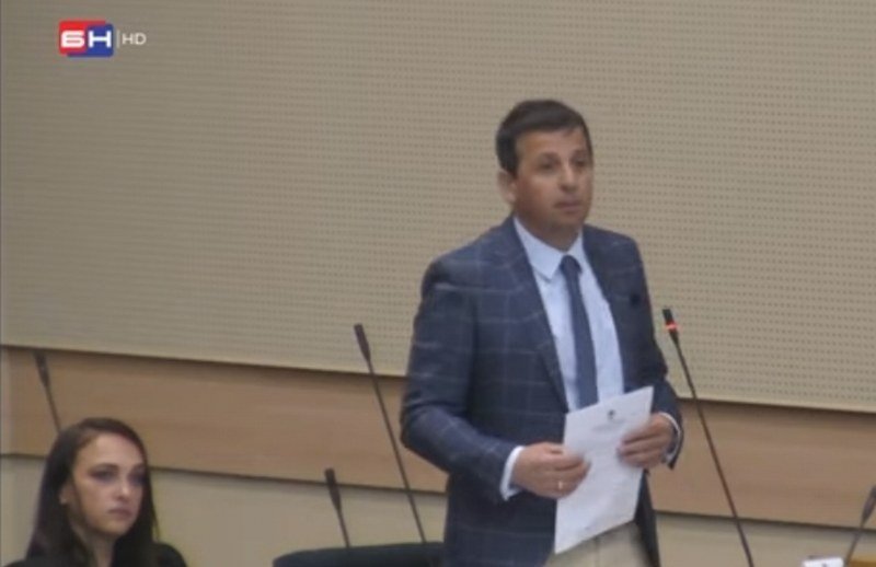 Ludaci žrtvuju IRB RS zbog Prointera, Sirijusa i interesa Prve familije (Foto/Video)