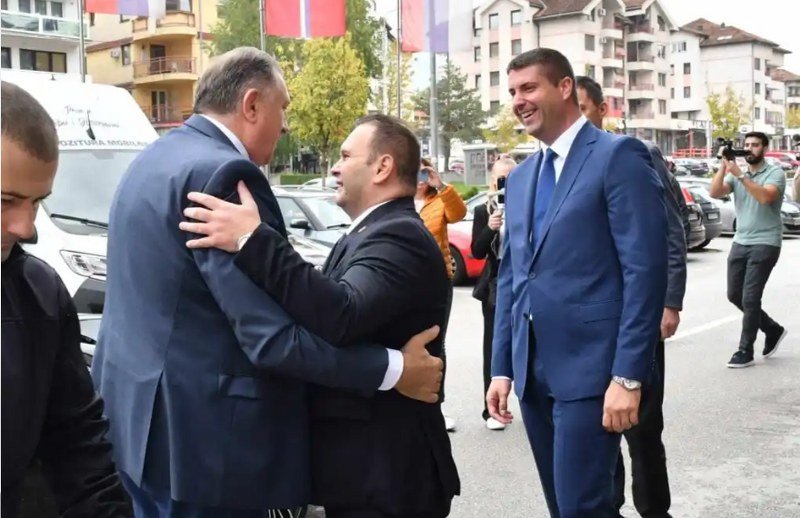 Rok prolazi, a Rektorat, Studentski dom i Memorijalni kompleks u Istočnom Sarajevu nisu završeni