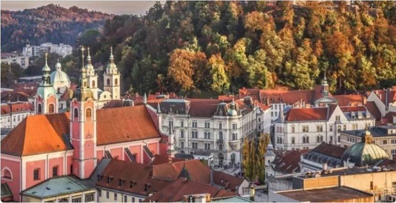 Ako država ima jake institucije, niko nije -iznad- zakona: Slovenačka policija prijavila premijera