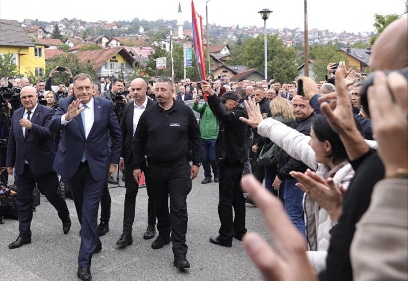 Kecmanovićev plan ako Dodik bude osuđen: Događanja naroda, rušenje okupacione vlasti.. (Foto)