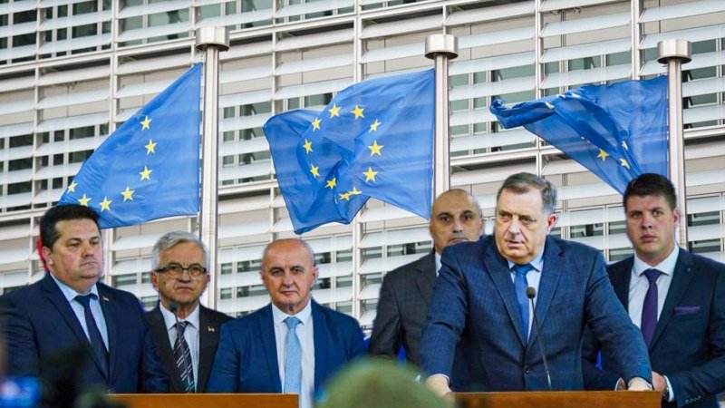 Na putu bez kraja je bitno da vlast dobro živi: Republika Srpska ide u EU, ali tamo ne želi da stigne