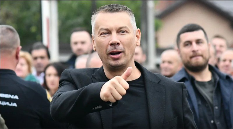 Ministar sigurnosti u Sky prepiskama: -Nešić će platiti da bacimo bombu. Nađi dvije zelene!-