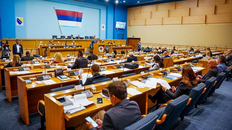 Dodikove opasne igre - Usvojen antiustavni zakon: Narodna skupština RS izvršila državni udar na BiH!