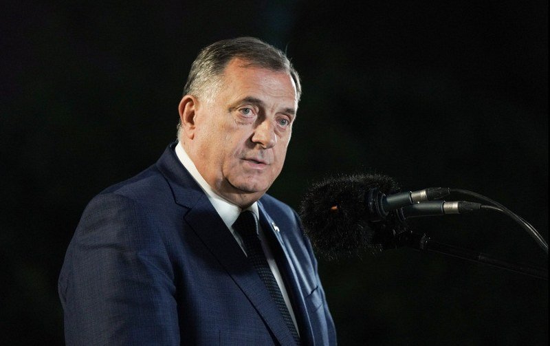 Non-pejper je breme koje će polomiti Republiku Srpsku iza koje se krije i koju podmeće Milorad Dodik