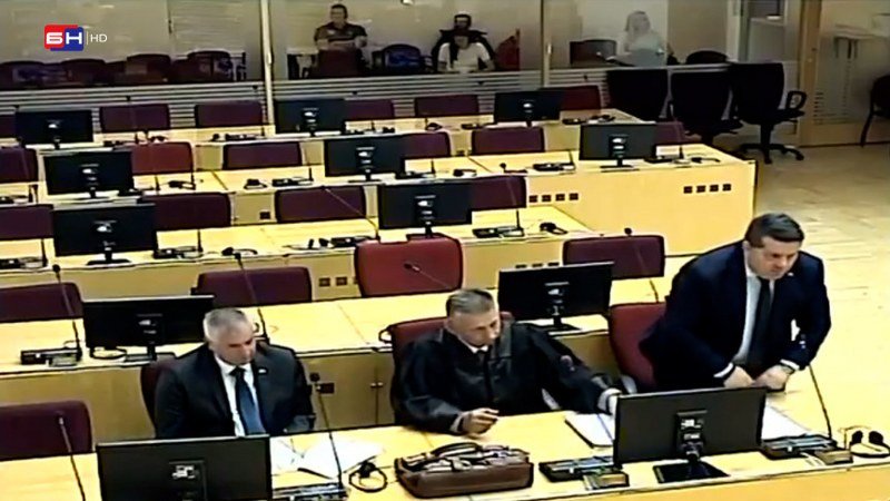 Jadnici pred Sudom BiH, Višković i Stevandić ponizno puze i skakuću u -političkom- Sarajevu (Foto/Video)