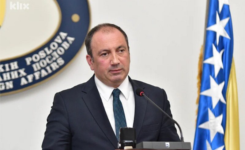 Crnadak zatražio od PDP-a da poništi odluku o bojkotu prijevremenih izbora -Vlast moramo što prije skloniti-