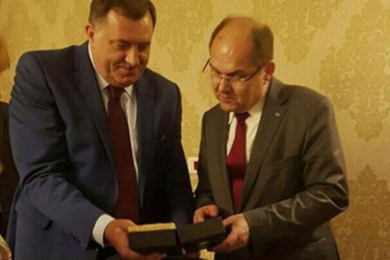 Narodu jedno a iza njegovih leđa nešto drugo: Dodik i Šmit proteklih mjeseci imali više tajnih sastanaka?!