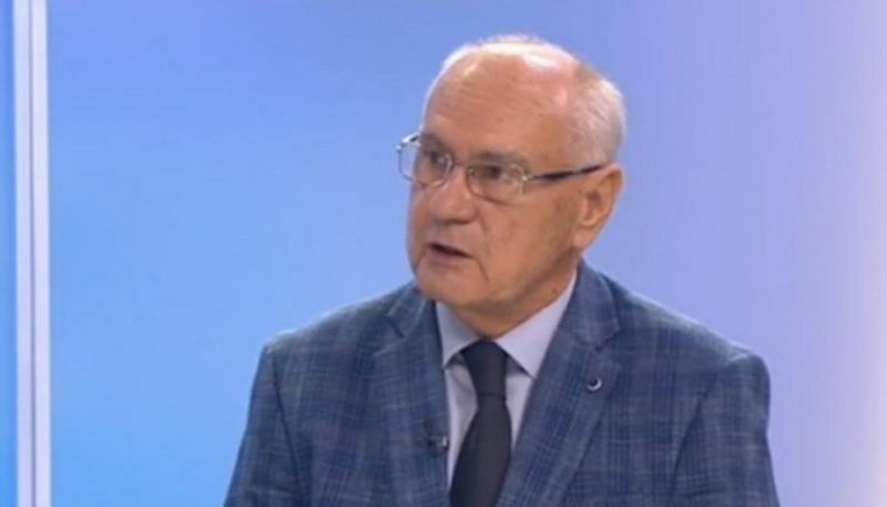Slatka fotelja - Sramota prvog penzionera Srpske: Nepunih 19 KM je privilegija za pokornost Dodiku