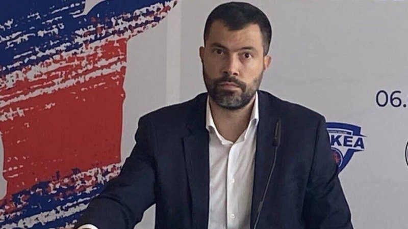 Sa oca na sina - Punomoć za prijevremene izbore: Dodik ovlastio sina Igora da potpisuje akte SNSD-a (Dok.)