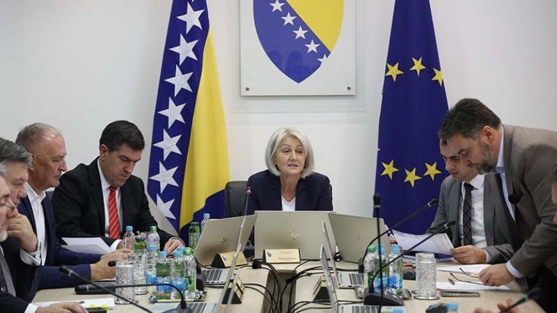 SNSD ponovo prenosi nadležnosti Srpske na BiH: Pristali na formiranje Vrhovnog suda BiH?! (Video)
