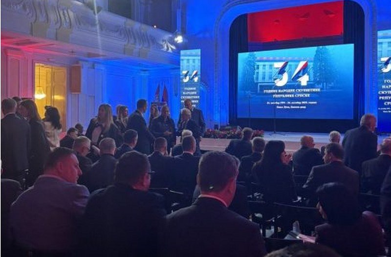 Težak razgovor i varnice između Dodika i Miloša Vučevića u Banskom dvoru posle Akademije