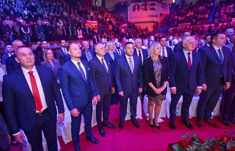 Novi pokret, stara praksa: Za Stanivukovićeve partnere može i 7.000 KM skuplja ponuda