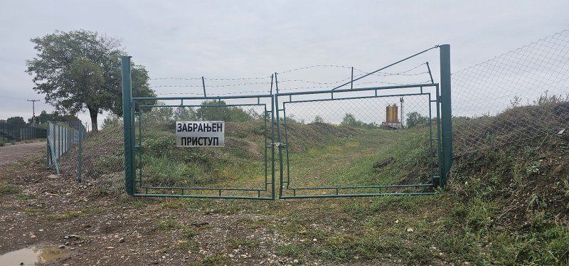 Gudronska jama u Modriči: Nova ograda naprijed, rješenje stop! (Foto)