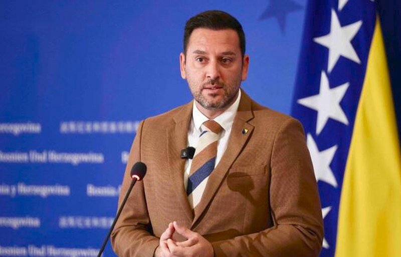 Revolucija na granicama BiH: Nema izlaza iz BiH bez plaćanja kazni (Foto/Video)