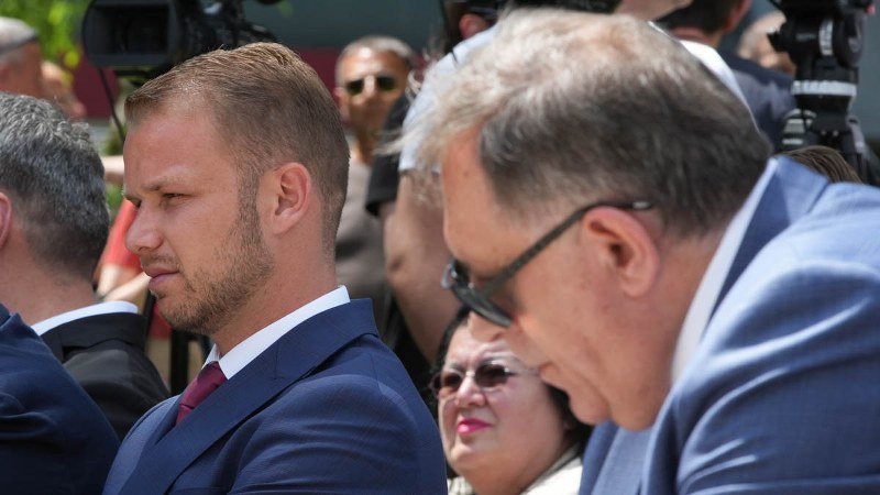 Original i -Plan B- iste tajkunske ekipe se ponašaju slično: Copy Dodik paste Stanivuković