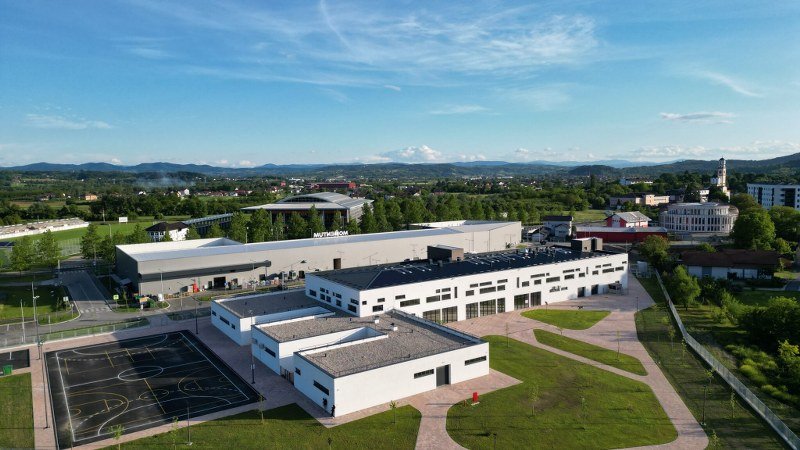 Učenici u SŠC Laktaši gube svijest: 89 intervencija hitne pomoći, škola i Dom zdravlja navode 5 zbrinutih đaka