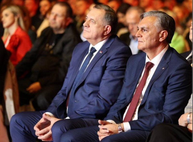 Građani u minusu, Karanov sinu debelom plusu -Smart Archive Solutions- galopira ka novom milionu