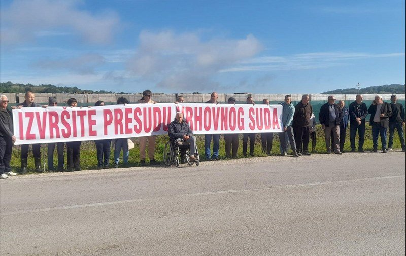 -Oteli- su državu, za njih ne važe zakoni i presude: Protest u Podnovlju, traži se poštovanje sudske presude!