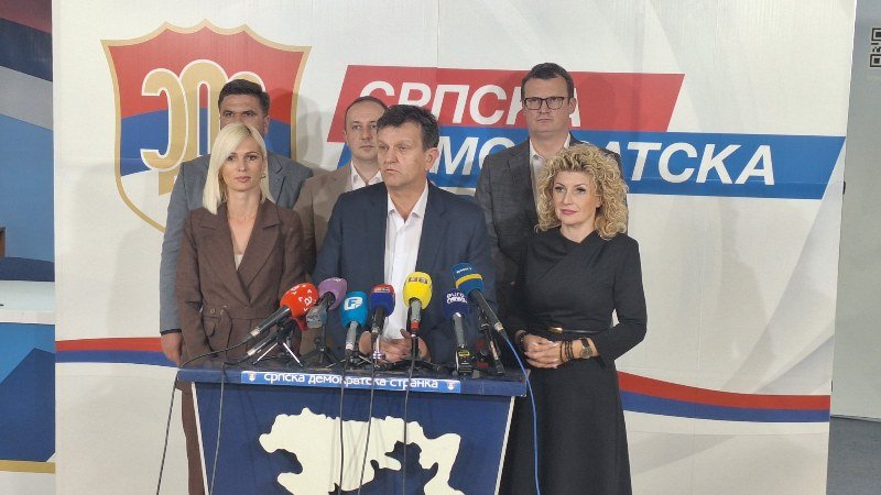 Predsjedništvo SDS-a: Blanuša ostaje protiv Statuta o Petroviću! Nastavak uništavanja SDS - iznutra