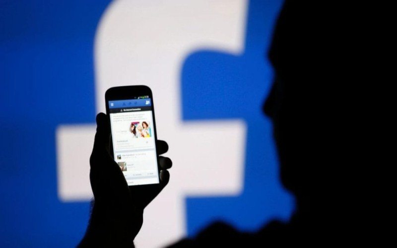 Facebook pokrenuo „novinarski projekat“
