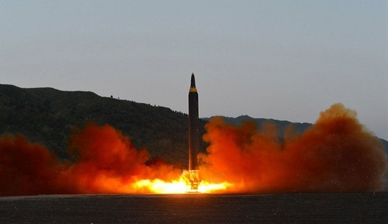 Sjeverna Koreja ispalila novi projektil, pa objavila da im je Amerika u dometu