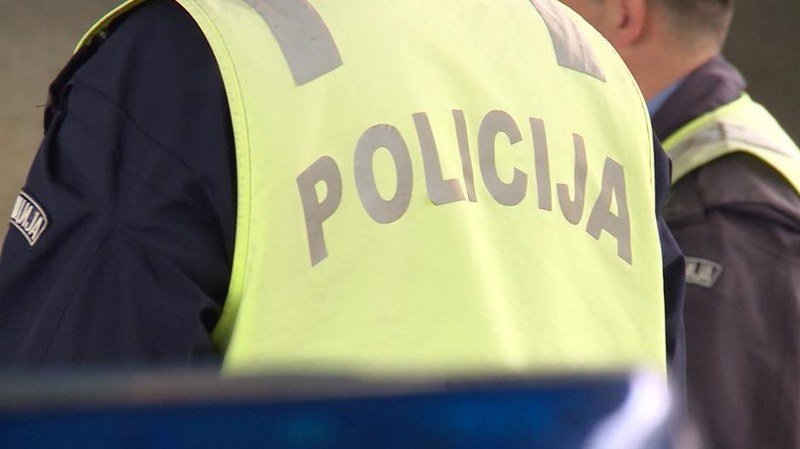 Česi dobijaju Ustavom garantovano pravo da pucaju na teroriste