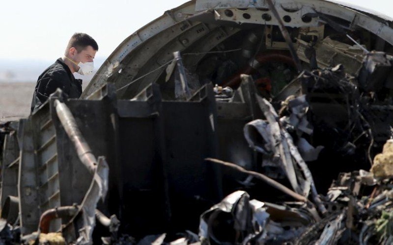 Srušio se avion sa više od 80 putnika, među njima i ceo fudbalski tim 